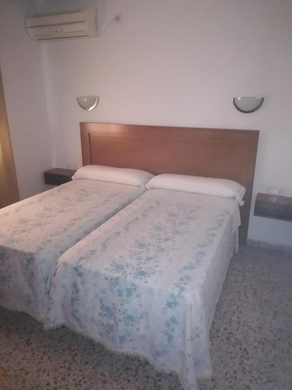 Hostal Paco Pepe Коніль-де-ла-Фронтера Екстер'єр фото
